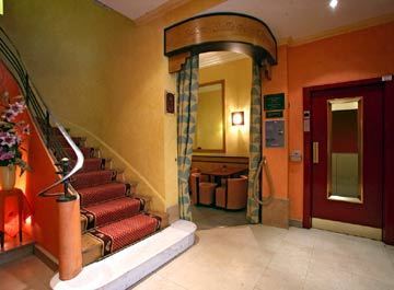 Ibis Gare Du Nord Tgv Hotel Parigi