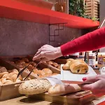 Ibis Paris Gare Du Nord Tgv