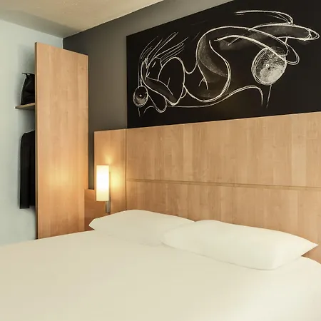 Hotel Ibis Gare Du Nord Tgv