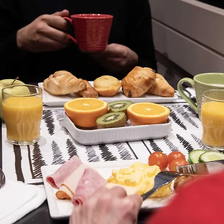 Hotel Ibis Gare Du Nord Tgv