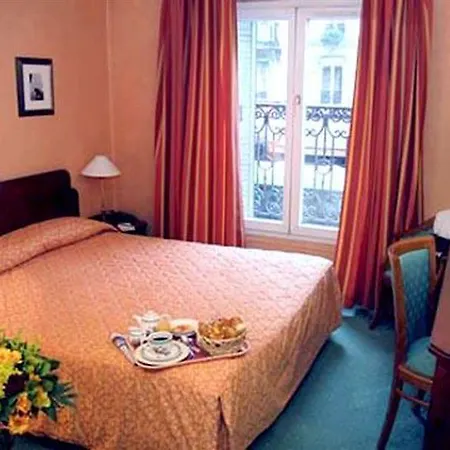 Hotel Ibis Gare Du Nord Tgv