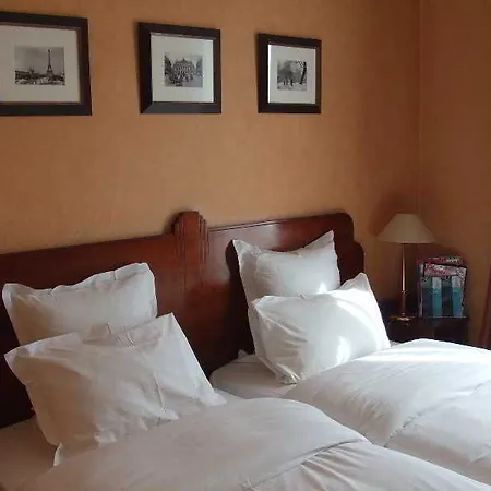 Hotel Ibis Gare Du Nord Tgv Parigi