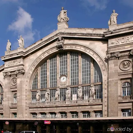 Hotel Ibis Gare Du Nord Tgv Parigi