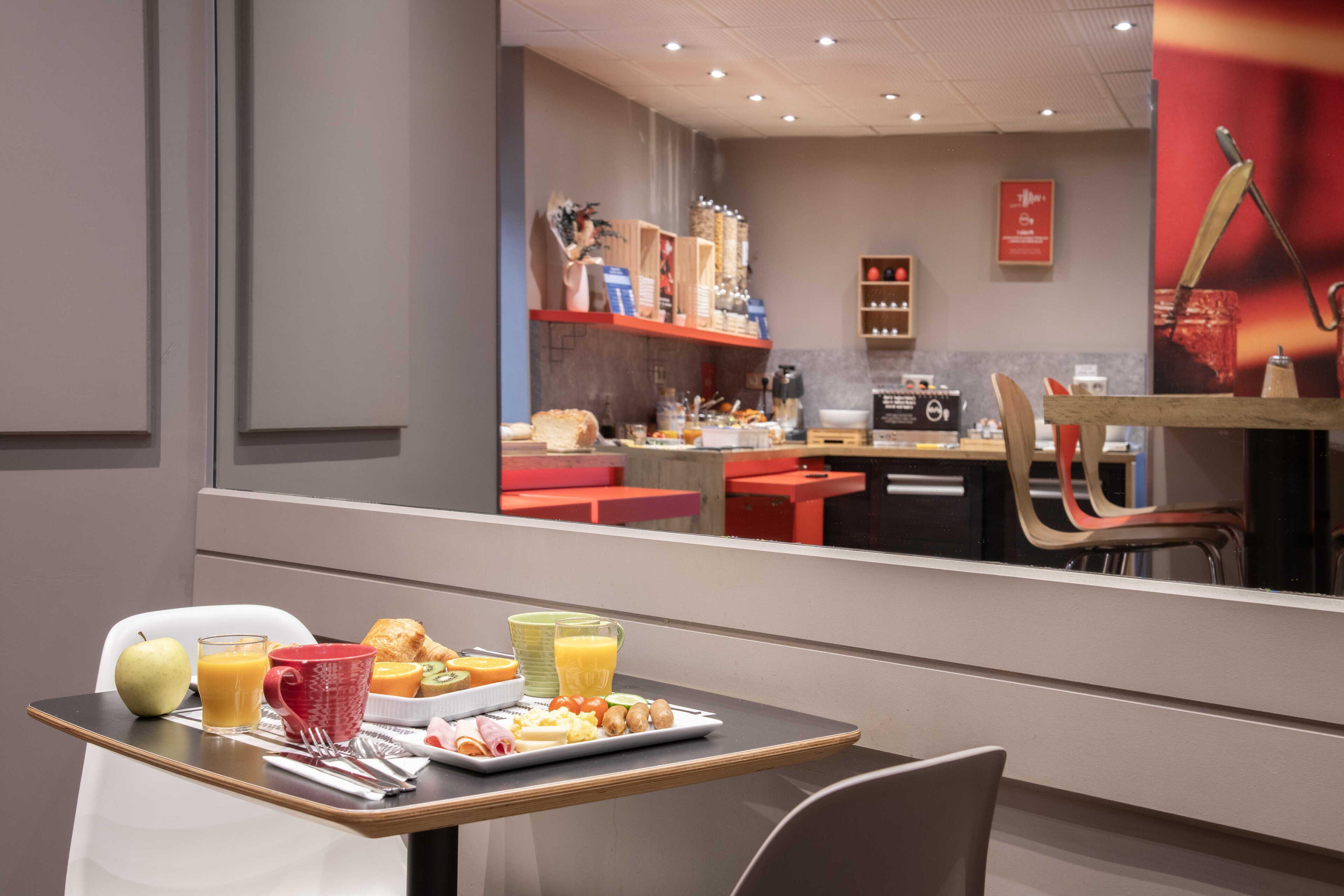 Ibis Gare Du Nord Tgv 3*