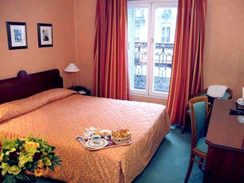 Hotel Ibis Gare Du Nord Tgv