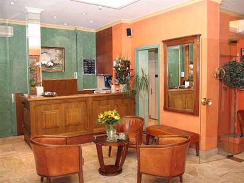 Ibis Gare Du Nord Tgv