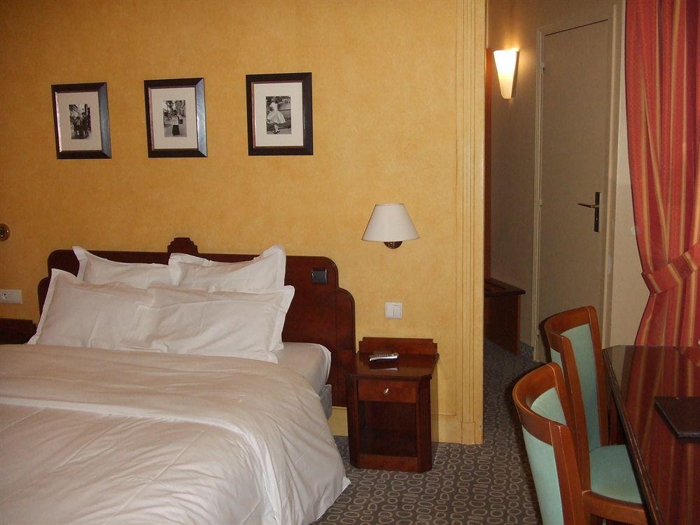 Ibis Gare Du Nord Tgv 3*